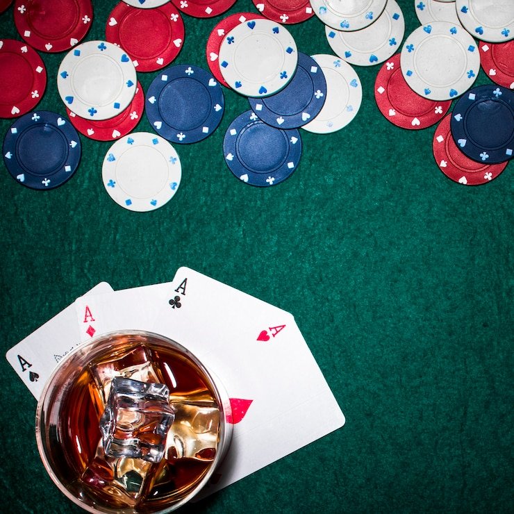 Antarmuka aplikasi mobile kinggaruda138 menampilkan menu sportsbook dan live-dealer tables